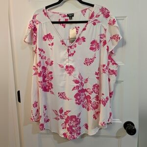 New with tags! Torrid White & Pink Floral V-Neck Cold-Shoulder Top